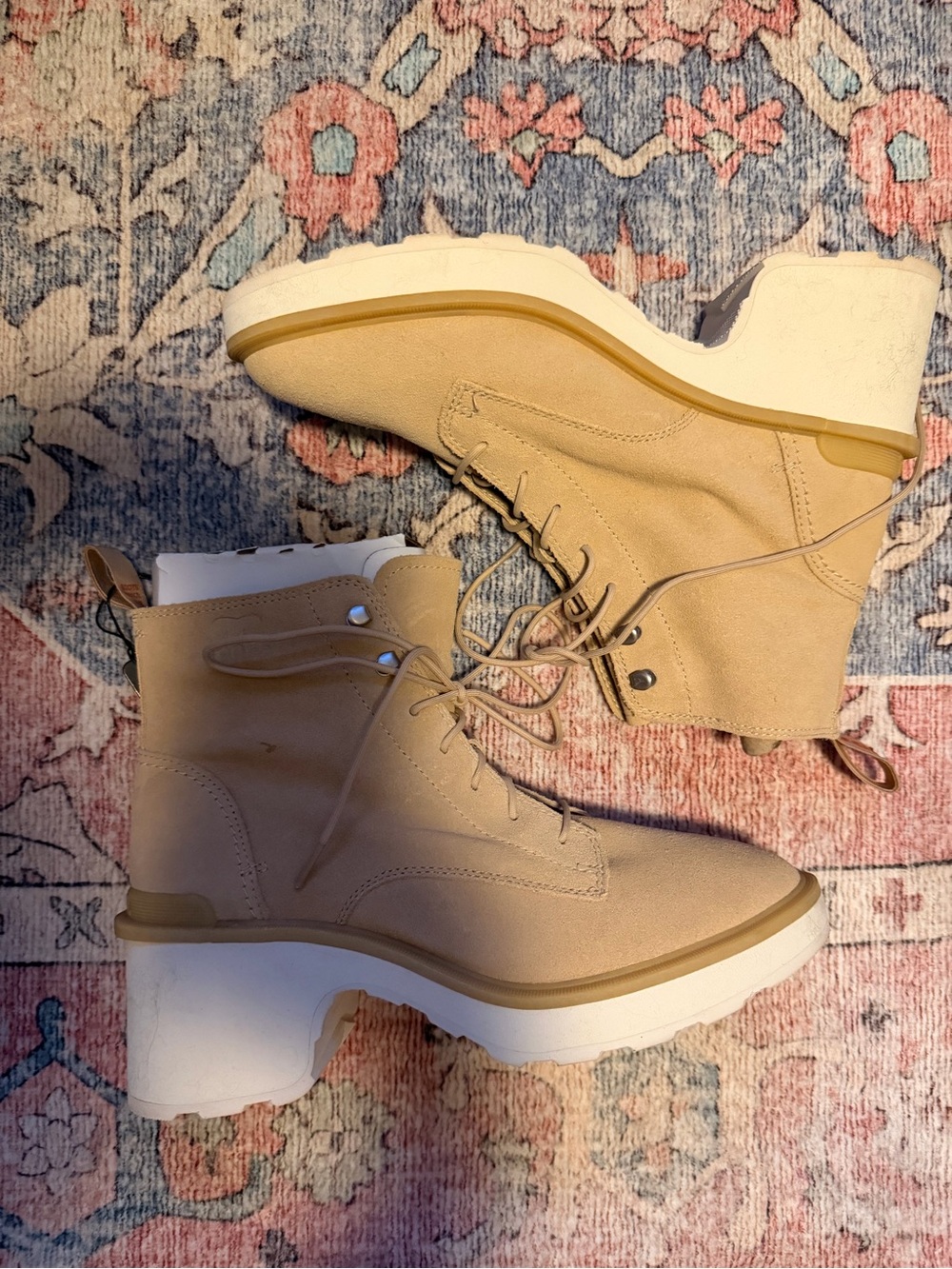 New Sorel Tan Lace-Up Platform Heel Boots Size 10